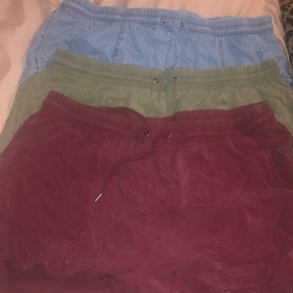 Draw String Shorts - Picture 2 of 3